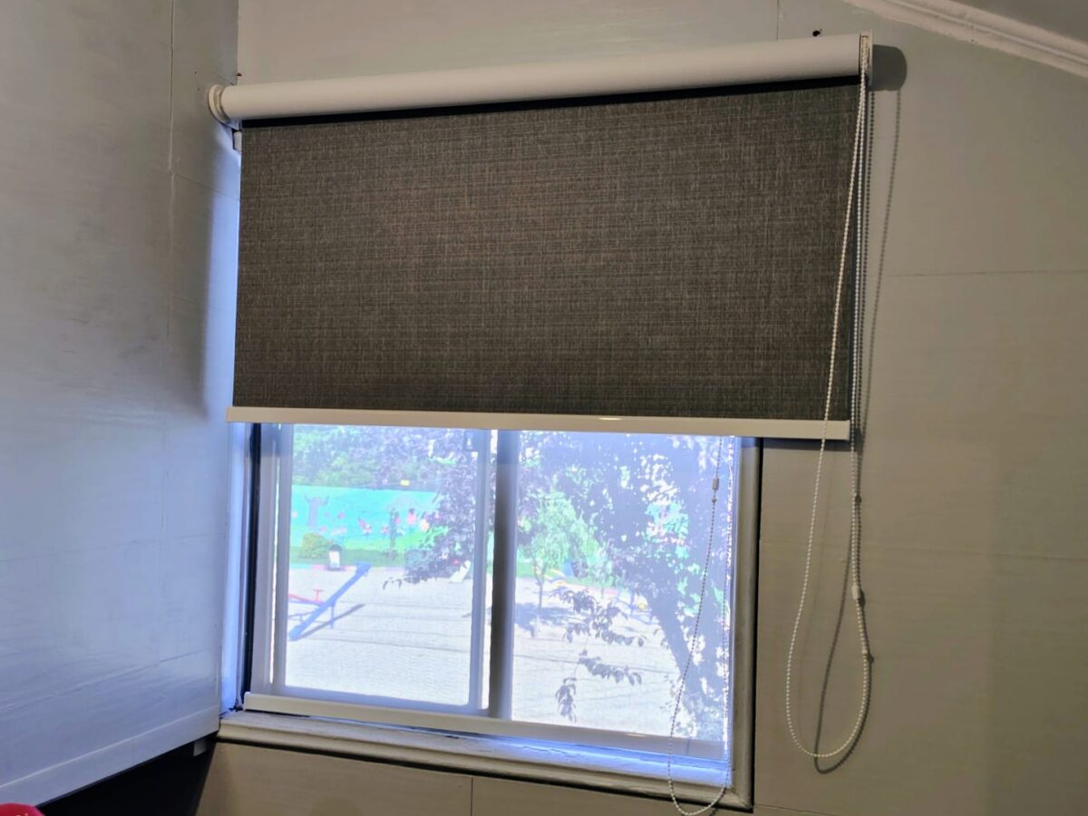 Roller Blackout gris texturizados